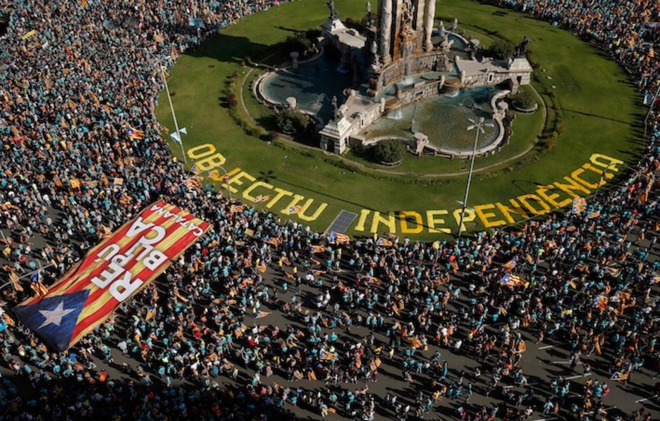 La movilización por primera vez no tiene 'zona 0' reservada a las autoridades y partidos, se divide en 26 tramos. (Pau BARRENA/AFP) 