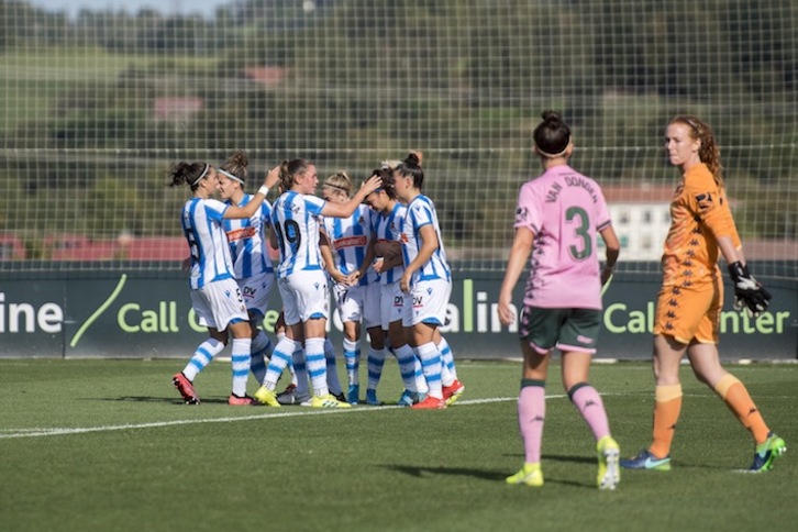 Donostiarren lehen golaren ospakizuna Zubietan. (Gorka RUBIO/FOKU)