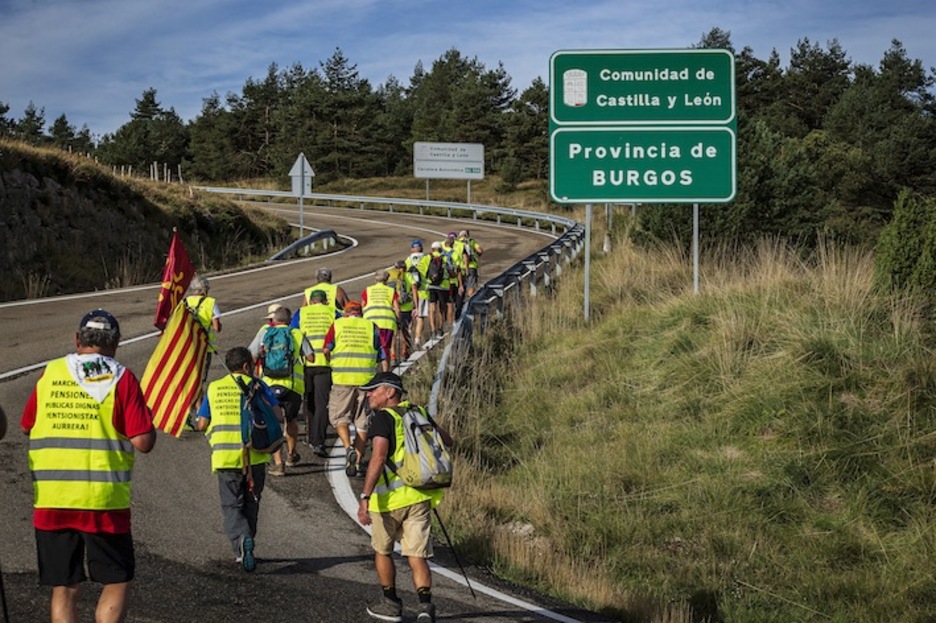 Junto a los pensionistas vascos, hay compañeros y compañeras de Cantabria, Asturias, La Rioja, Aragón y Catalunya.