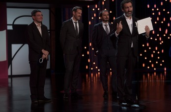 El equipo de ‘La trinchera infinita’. (NAIZ)