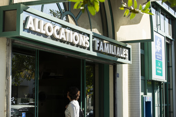 La Caf des Pyrénées-Atlantiques finance les structures d'accueil à hauteur de 32,8 millions d'euros et attribue 96 millions d'euros directement aux parents. © Guillaume FAUVEAU