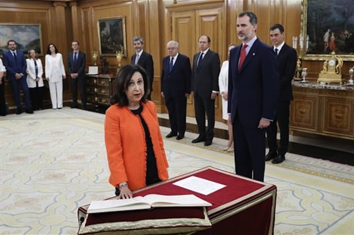 Margarita Robles, al tomar posesión como ministra de Defensa. (MONCLOA)