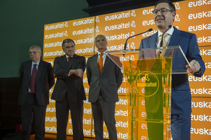 El presidente de Euskaltel, Alberto García Erauzkin, el día de la salida a bolsa. (Monika DEL VALLE/FOKU)