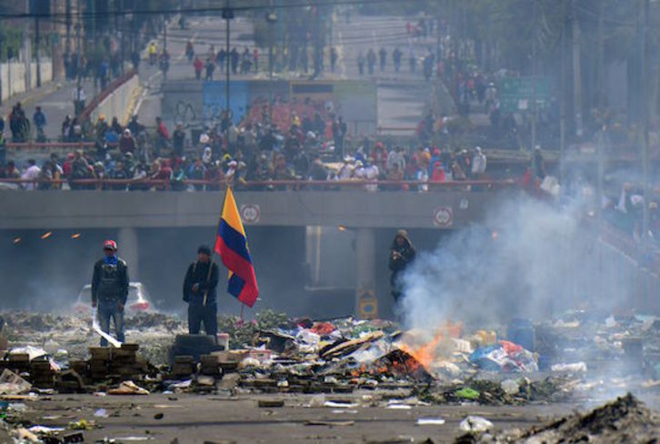 Protestas en las calles de Quito. (Martin BERNETTI/AFP)
