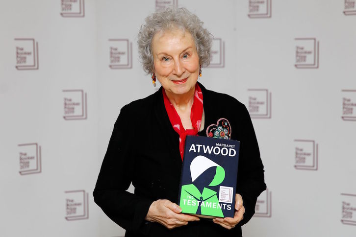 Margaret Atwood ha sido una de las dos premiadas. (TOLGA AKMEN / AFP)