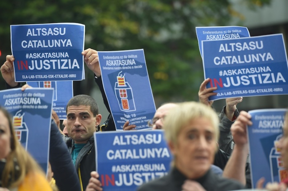 Altsasu y Catalunya, denuncias unidas en las concentraciones vascas. (FOKU)