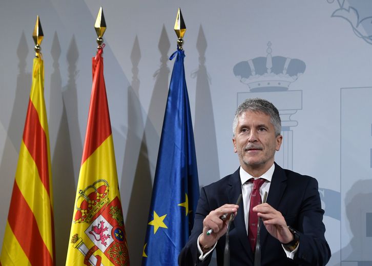 El ministro español de Interior, Fernando Grande-Marlaska, durante su comparecencia en Barcelona. (Josep LAGO / AFP)