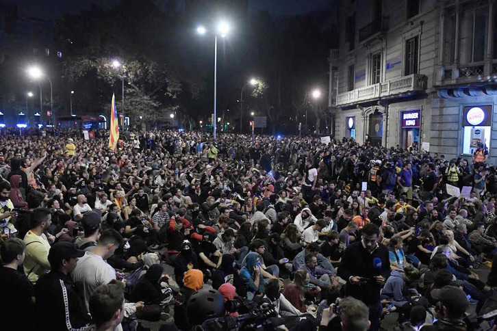 Imagen de las protestas postsentencia de 2019 en Barcelona. (Josep LAGO/AFP)