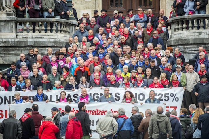 Rueda de prensa de los pensionistas de Hego Euskal Herria. (Marisol RAMIREZ / FOKU).