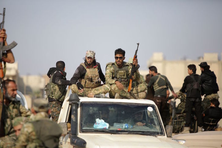 Islamistas sirios aliados de Turquía en la zona ocupada del norte de Siria. (Bakr ALASEM/AFP)