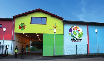 Le collège Xalbador de Cambo servira de cadre au brik à brak. © Intergatio Batzordea