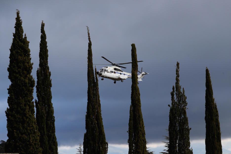 Helicóptero para trasladar los restos de Franco. (Juan Carlos HIDALGO / AFP)