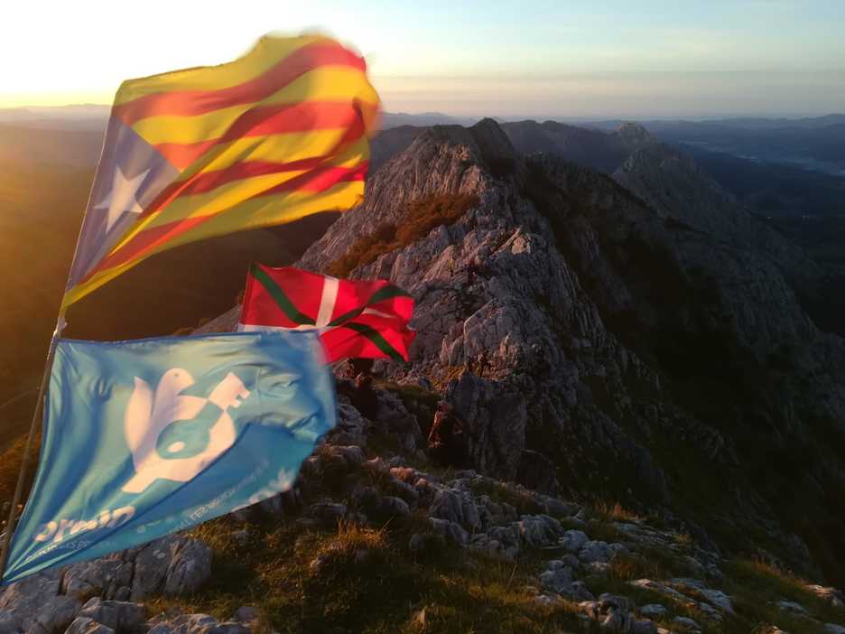 Ilundu aurretik ere, ikuspegi ederra Anboton. (@GureEskuElorrio) Ilundu aurretik ere, ikuspegi ederra Anboton. (@GureEskuElorrio)