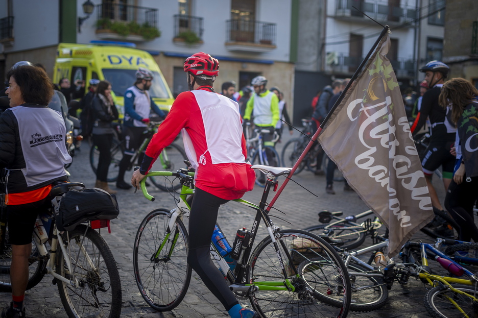 Gogoan bezain beste, soinean ere eraman dituzte aldarrikapenak gehientsuenek. Jaizki FONTANEDA | FOKU Gogoan bezain beste, soinean ere eraman dituzte aldarrikapenak gehientsuenek. Jaizki FONTANEDA | FOKU