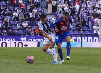 Orellana ha generado peligro en la primera parte pero después se ha ido diluyendo. (M.A. SANTOS/PHOTOGENIC)