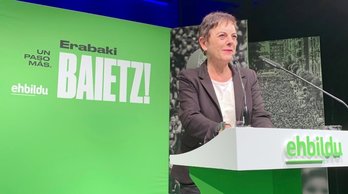 Mertxe Aizpurua, Bergarako ekitaldian. (@ehbildu)