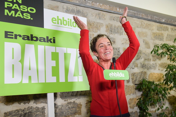 Bel Pozueta, en la sede de EH Bildu Nafarroa. (Idoia ZABALETA/FOKU)