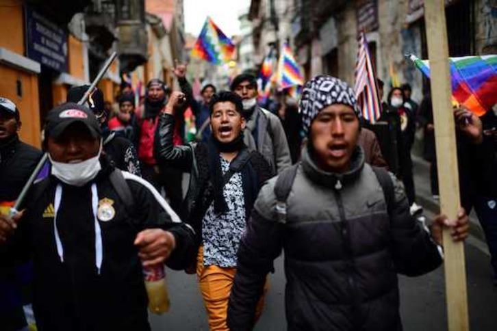 Marcha indígena y campesina hacia La Paz. (Ronaldo SCHEMIDT/AFP)