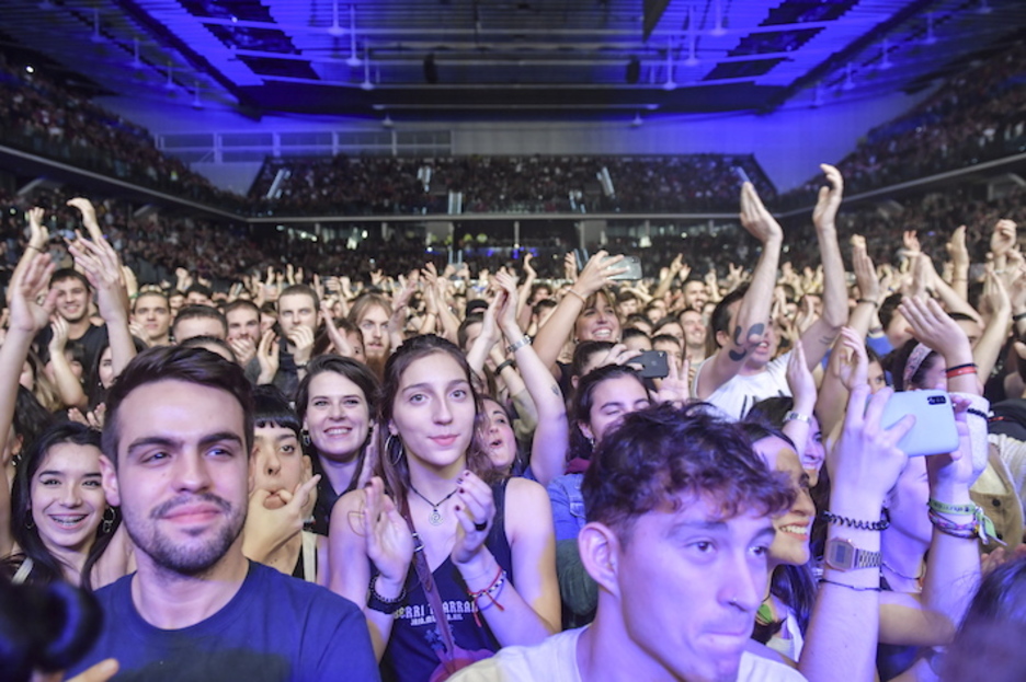El público, entregadísimo.  (Idoia ZABALETA/FOKU)