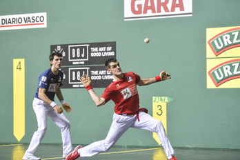 Joseba Ezkurdiak berriz ere gainditu du Jokin Altuna (Idoia ZABALETA/FOKU)