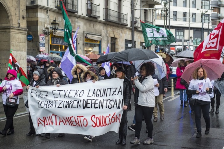 Las trabajadoras del Servicio de Ayuda a Domicilio de Bizkaia reclaman ...