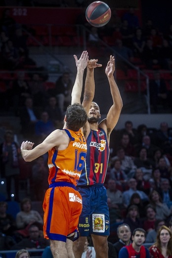 El acierto de Shavon Shields ha sido una de las muchas buenas noticias del triunfo del Baskonia. (Jaizki FONTANEDA / FOKU)