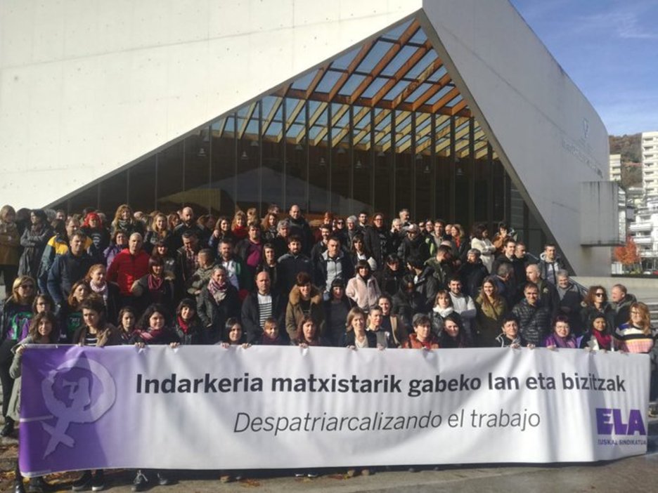 ELA ere kalera atera da. (@ELAsindikatua) ELA ere kalera atera da. (@ELAsindikatua)