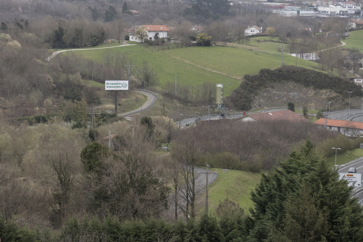 Terrenos de Zaldunborda donde se quiere construir el macro-outlet. (Jon URBE / FOKU)
