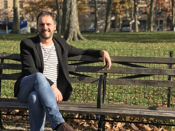 Kirmen Uribe New Yorketik mintzatu da azken liburuaz, bideokonferentzia bidez. (SUSA)