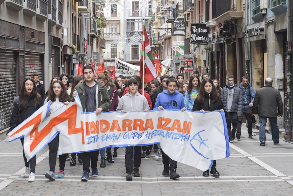 Iruñeako manifestazioa, Estafeta kalean. (Idoia ZABALETA / FOKU)