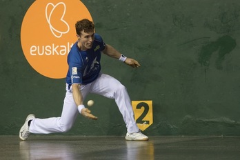 Artolak asko asmatu du bigarren erdian (Juan Carlos RUIZ / FOKU)