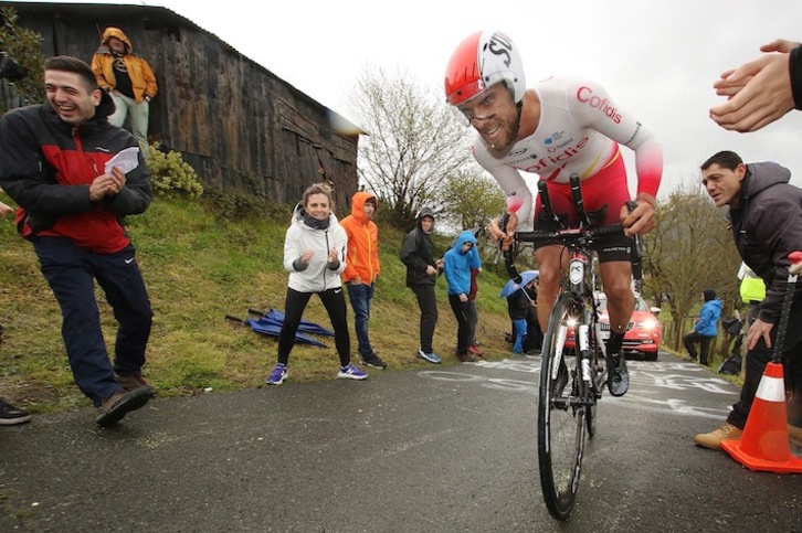 Chetout, aurtengo Itzuliko erlojupekoan (Oskar MATXIN EDESA / FOKU)