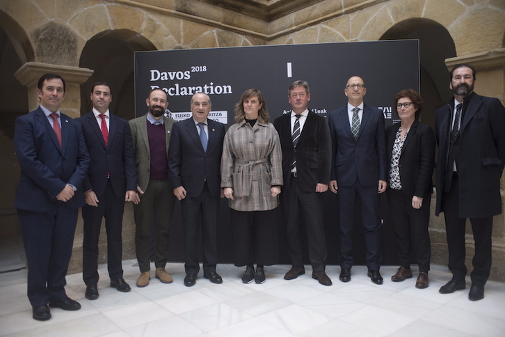 Representantes de las instituciones firmantes de la Declaración de Davos. (Juan Carlos RUIZ/FOKU)