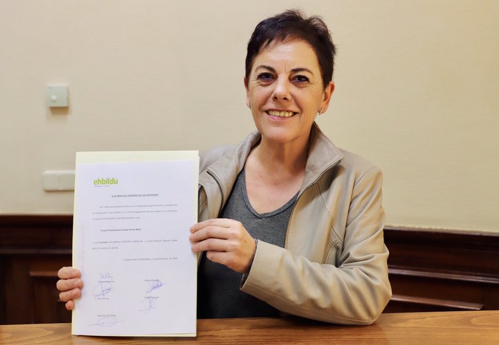 Mertxe Aizpurua ha registrado el grupo parlamentario en el Congreso. (@EHBilduCongreso)