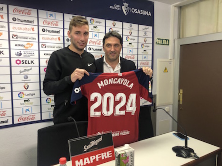 Jon Moncayola ha pasado en pocos meses de jugar en Tercera a marcar en Primera. (N.M.)