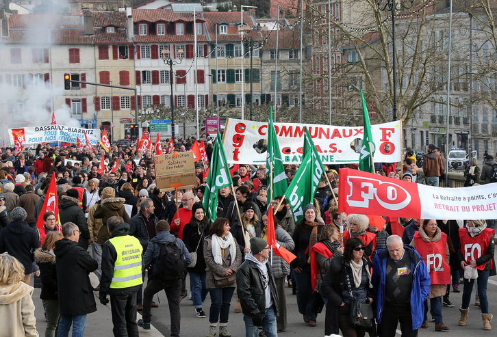 Los sindicatos volverán a tomar hoy las calles de Baiona. (Bob EDME)