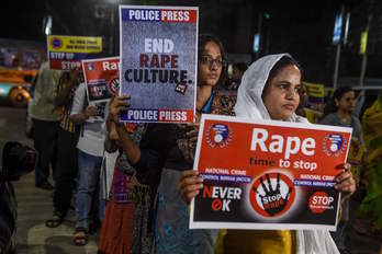 Movilización llevada a cabo en la ciudad de Kolkata contra las violaciones. (Dibyangshu SARKAR / AFP) 