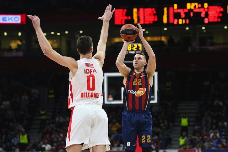 La fina muñeca de Nik Stauskas ha sido decisiva para la victoria baskonista en Belgrado. (EUROLEAGUE.NET)