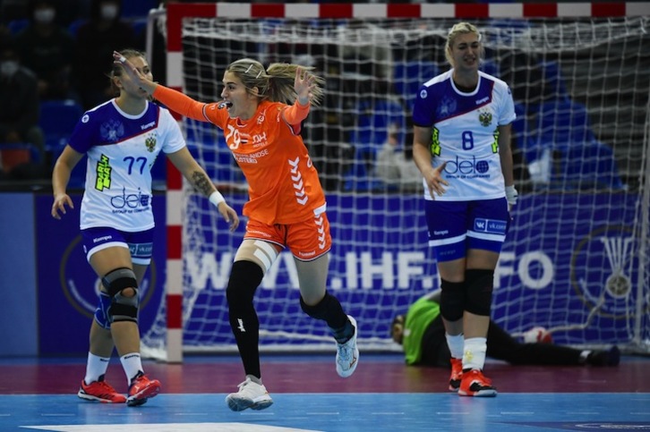 Polman celebra un gol neerlandés (Charly TRIBALLEAU / AFP)