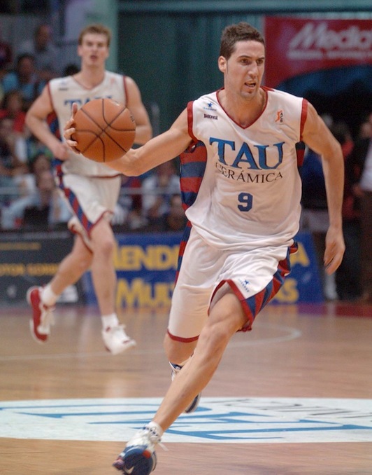 Sergi Vidal corriendo la transición, como siempre le gustó. (Jon HERNÁNDEZ / FOKU)