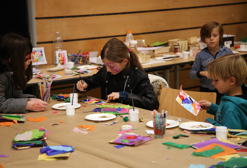 Des ateliers de dessins et de peinture ont permis aux enfants d'exprimer leur créativité artistique. ©BOB EDME