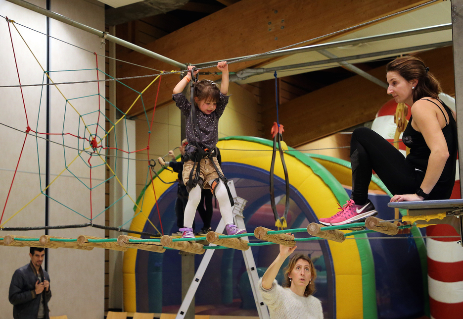 Un parcours d'accrobranche a permis aux enfants de tester leur équilibre en toute sécurité. ©BOB EDME
