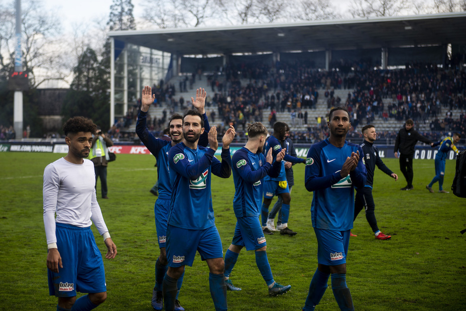Un tour d'honneur suivi d'une haie d'honneur formée par les joueurs du FC Nantes ont clôturé la rencontre. © Guillaume FAUVEAU