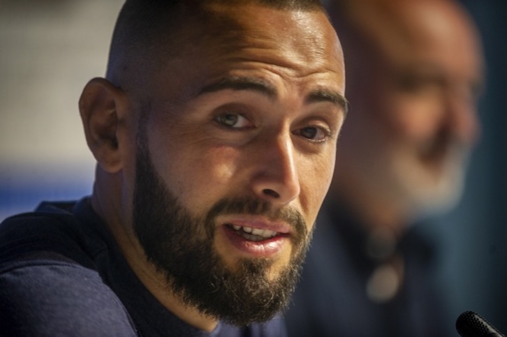 Primer plano de Aleix Vidal (Jaizki FONTANEDA | FOKU)