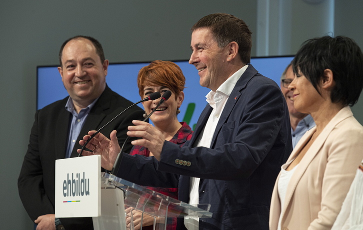 EH Bilduren ordezkariak Bilboko kaleetan izanen dira larunbatean. (Jon URBE / FOKU)