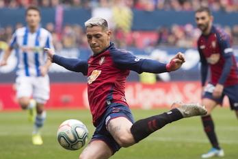 Chimy Ávila ha vuelto a ser decisivo, con un gol en el último minuto. (Iñigo URIZ/FOKU)