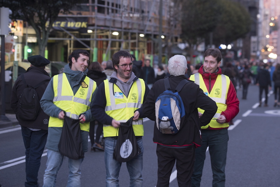 Boluntarioak, ezinbestekoak. (Gora RUBIO/FOKU)