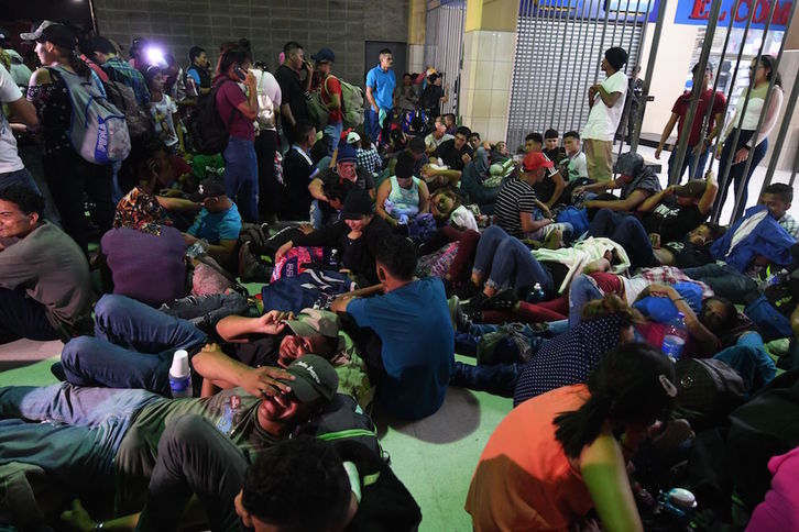 La caravana de migrantes ha partido de San Pedro Sula. (Orlando SIERRA / AFP)