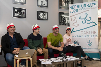 Emile Negelua, Beñat Bidegain, Peio Jorajuria eta Ihintza Bidartek aurketzu dute Herri urratseko 37. edizioa urtarrilaren 15ean Baionan. ©Guillaume FAUVEAU