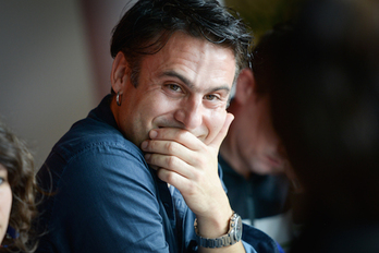 Ximun Fuchs aktorea.